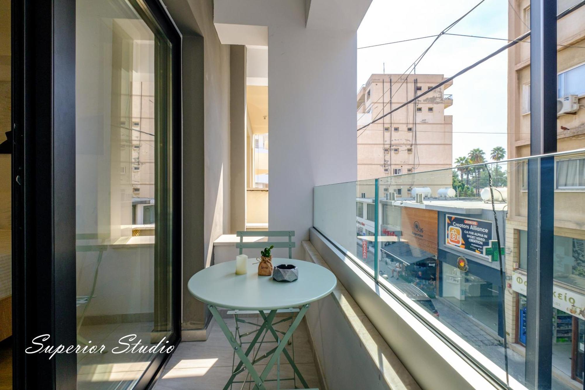Lazuli Hermes Apartments ラルナカ エクステリア 写真